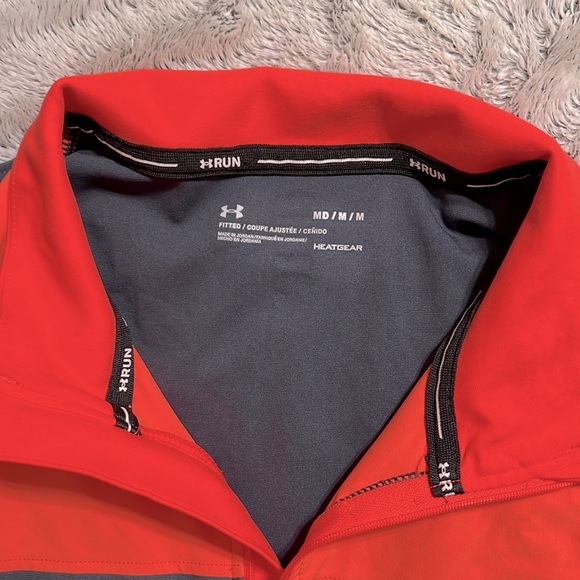 Under Armour Half Zip long sleeve shirt size M - Picture 2 of 4
